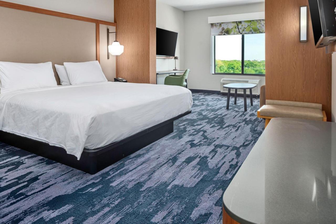 Fairfield Inn & Suites By Marriott Corinth South Denton Area Екстериор снимка