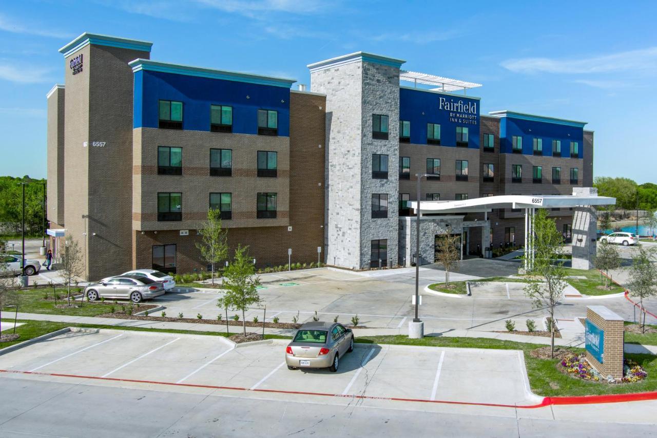 Fairfield Inn & Suites By Marriott Corinth South Denton Area Екстериор снимка