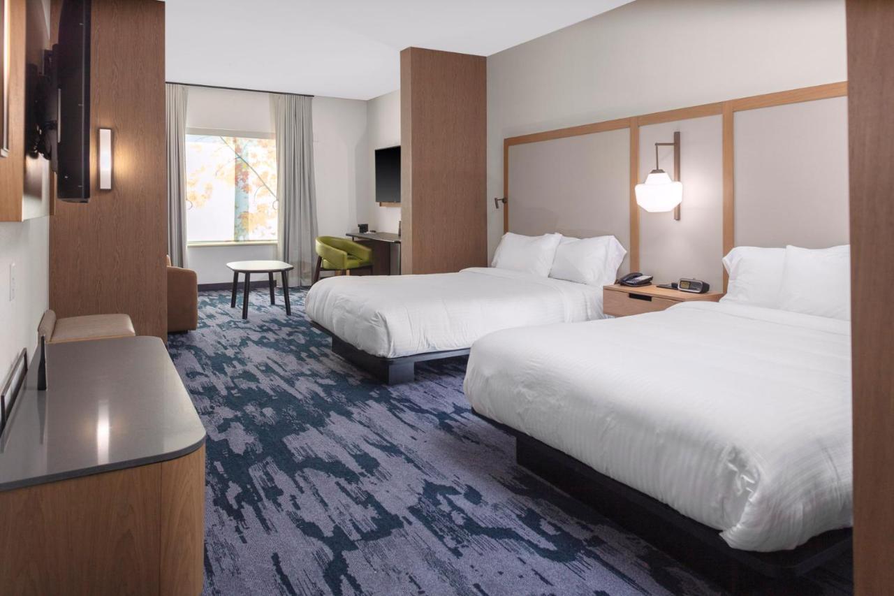 Fairfield Inn & Suites By Marriott Corinth South Denton Area Екстериор снимка
